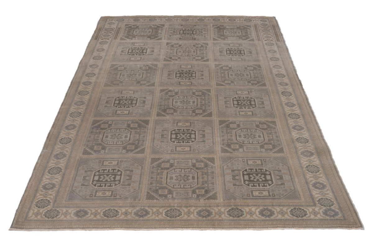 5x7 Multicolor and Ivory Turkish Traditional Rug