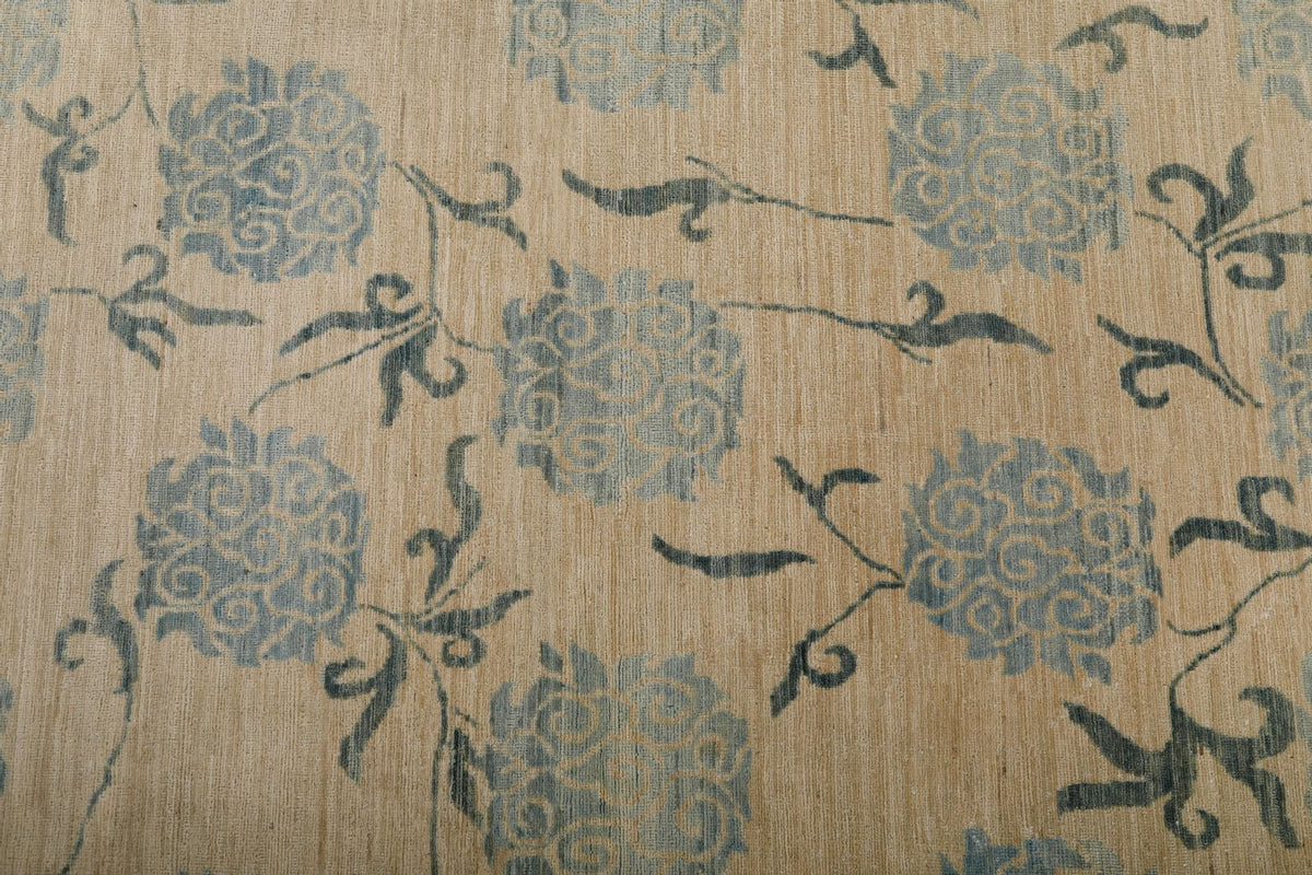 3x10 Ivory and Blue Traditional Rug