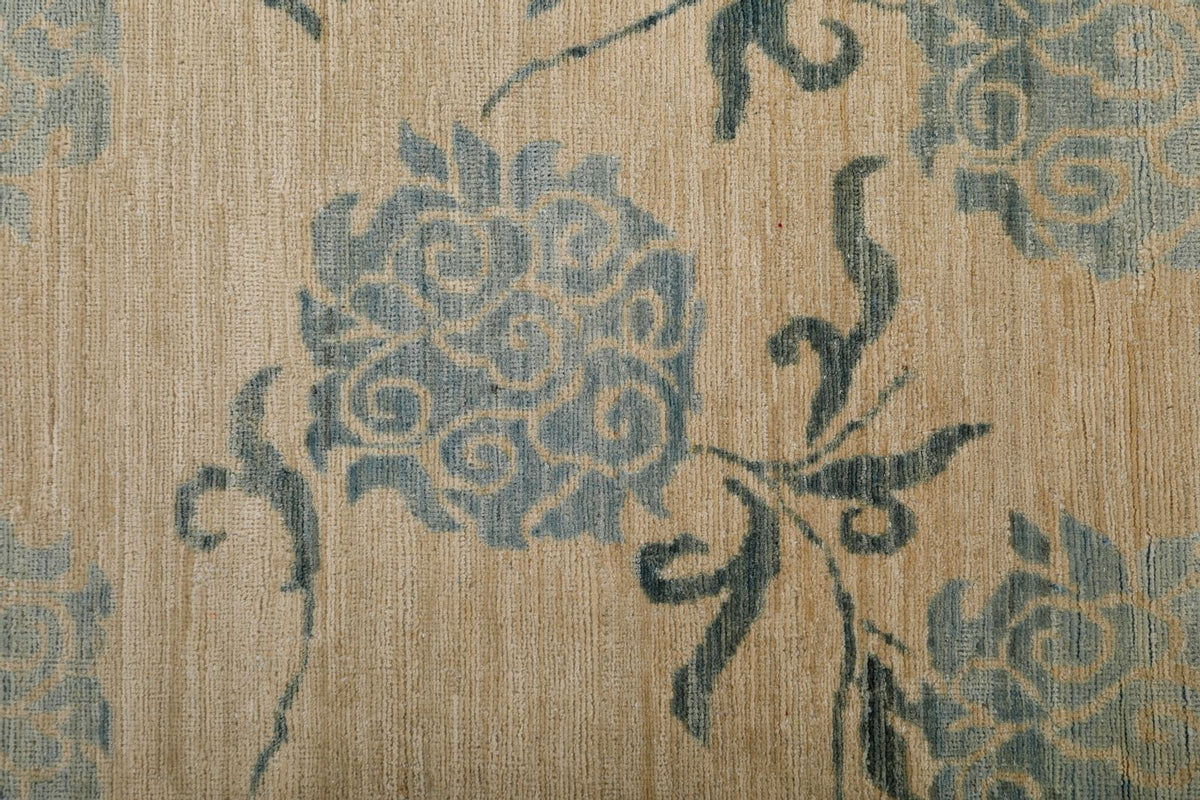 3x10 Ivory and Blue Traditional Rug