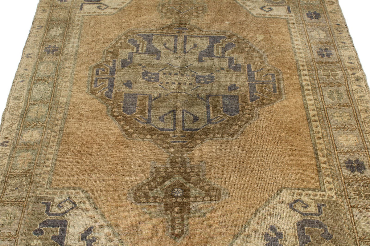 5x7 Gray and Beige Turkish Tribal Rug