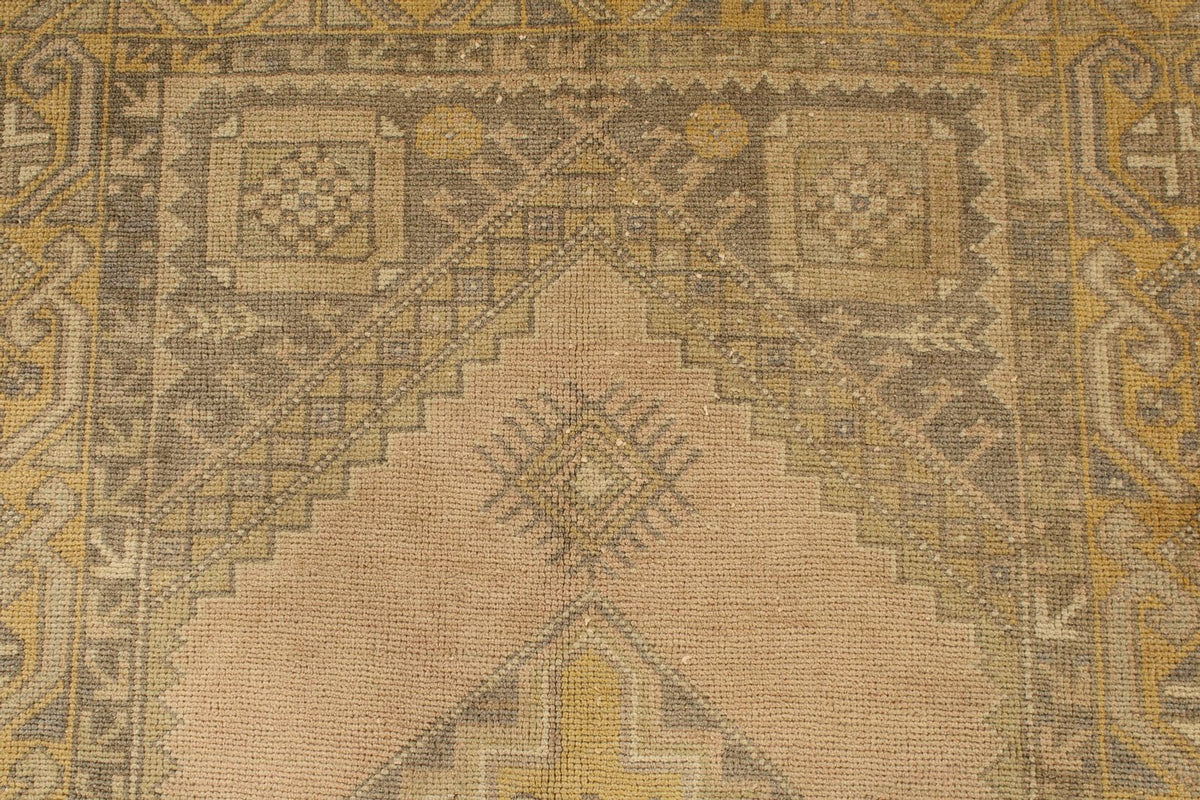 4x6 Beige and Gold Turkish Tribal Rug
