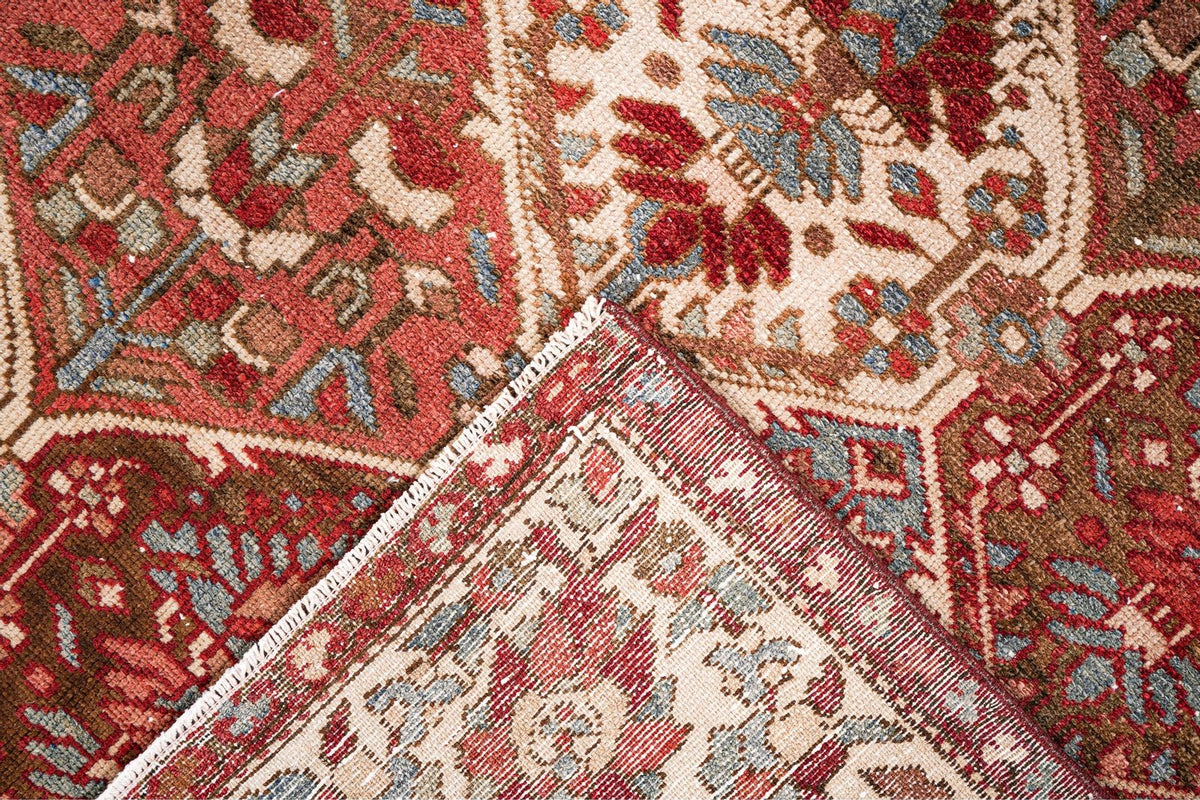 5x7 Red and Beige Persian Rug