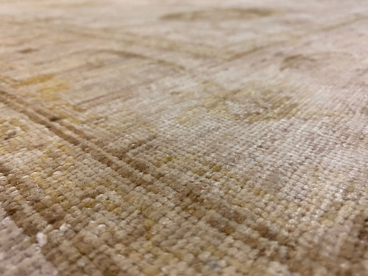 6x9 Ivory and Gold Turkish Oushak Rug