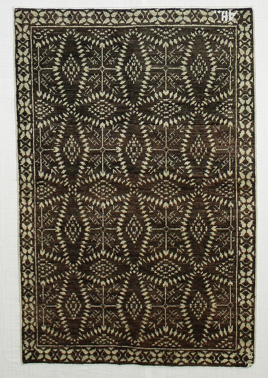 4x6 Brown and Ivory Modern Contemporary Rug