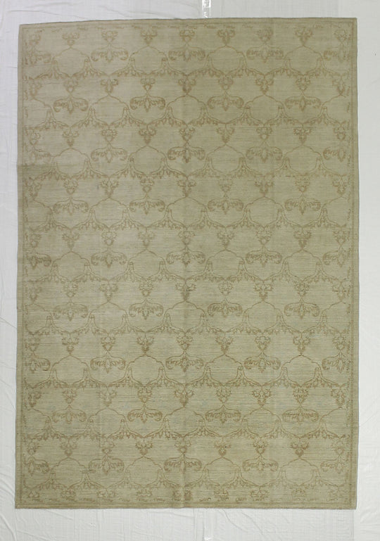 6x9 Ivory and Beige Persian Rug
