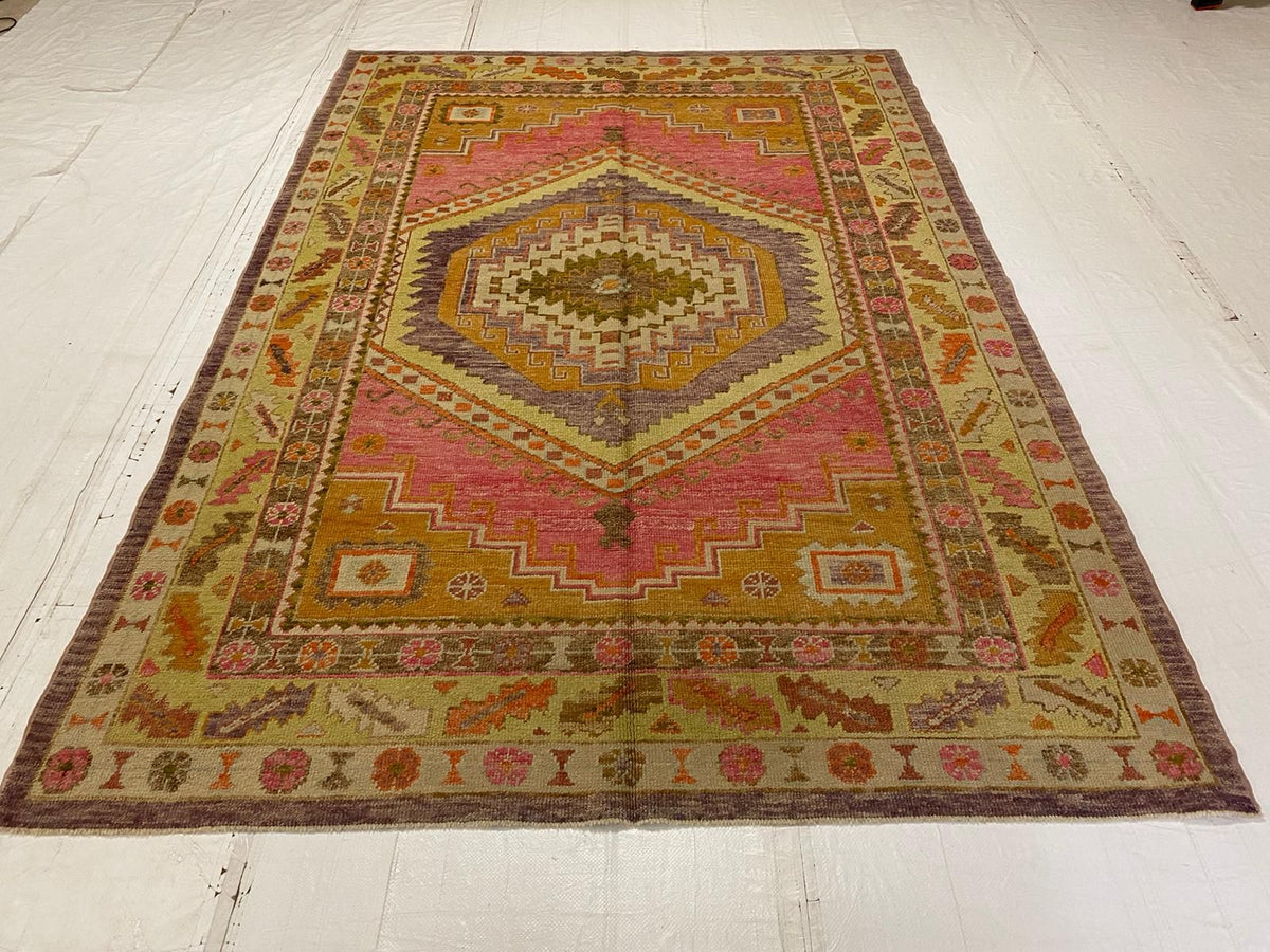 6x9 Pink and Ivory Turkish Oushak Rug