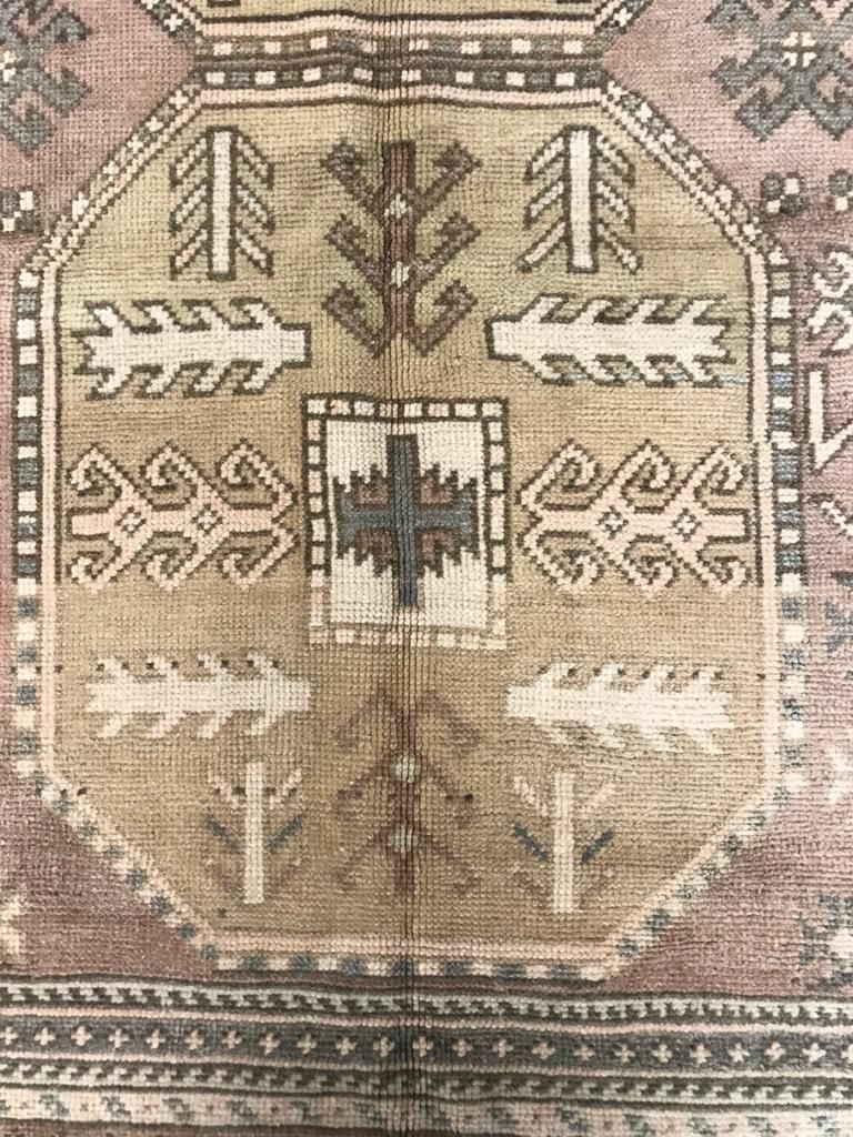 5x8 Pink and Ivory Turkish Tribal Rug