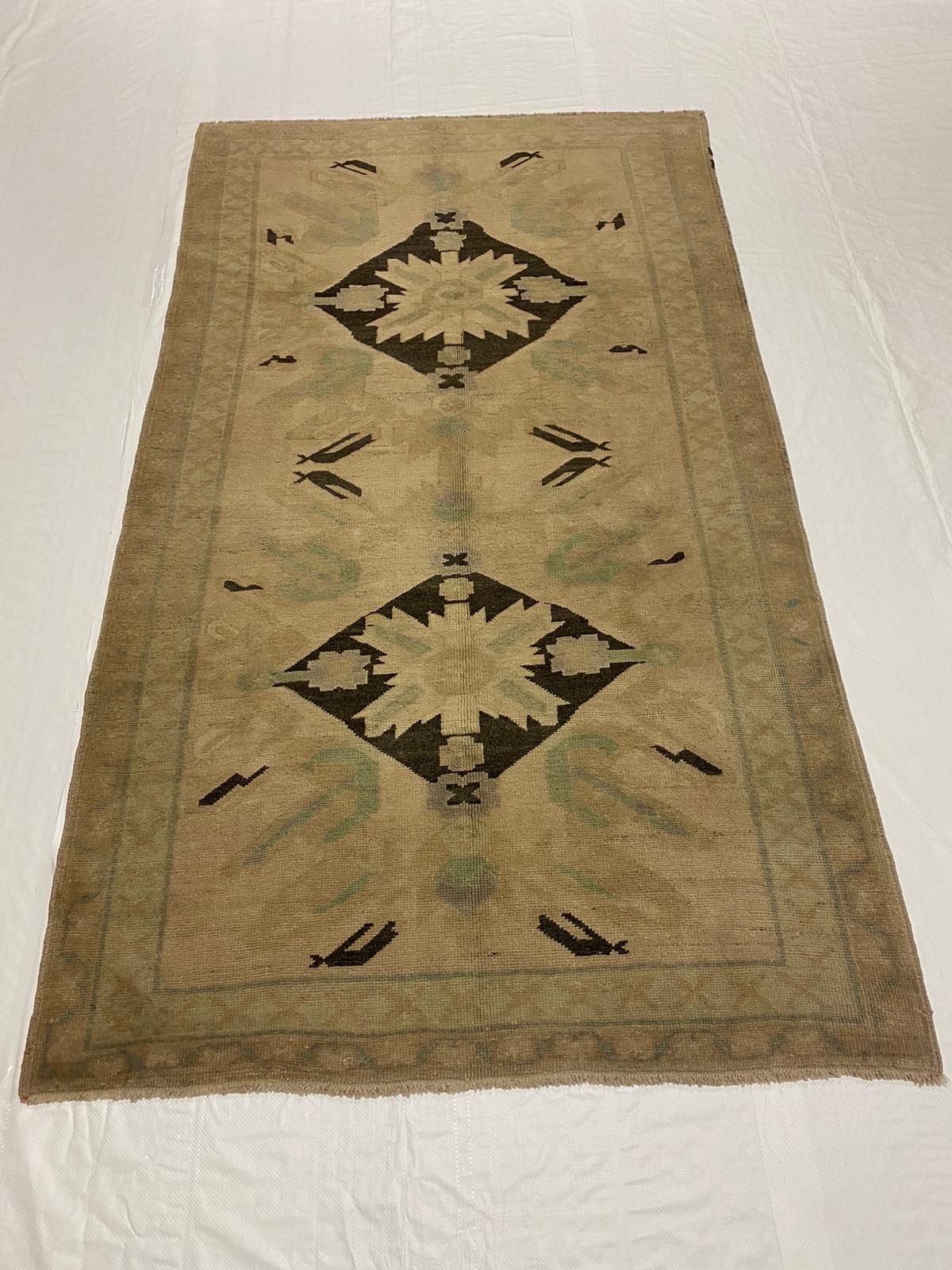 5x8 Black and Ivory Turkish Tribal Rug