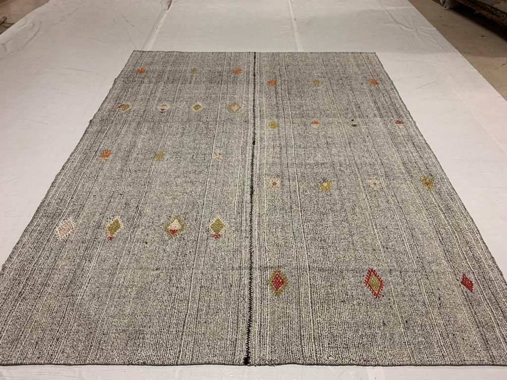 7x9 Off White and Multicolor Turkish Tribal Rug
