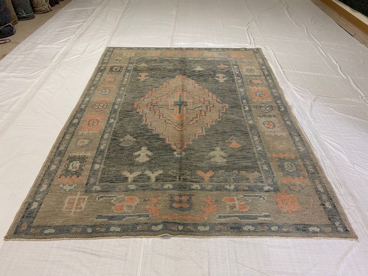 6x8 Gray and Beige Turkish Oushak Rug