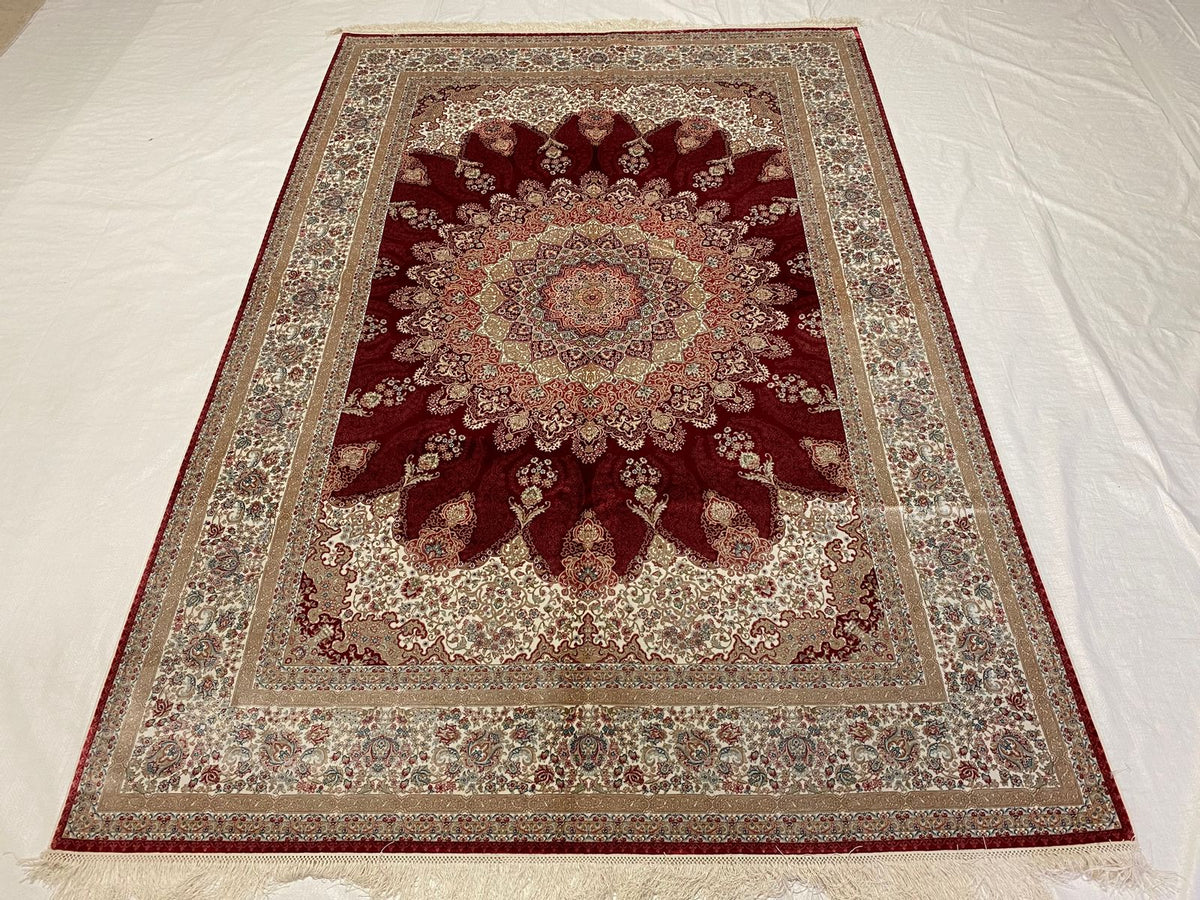 5x8 Red and Off-White Turkish Antep Rug