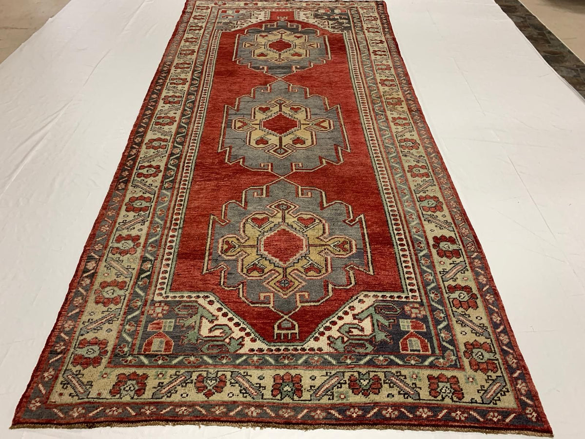 5x11 Red and Ivory Turkish Tribal Runner