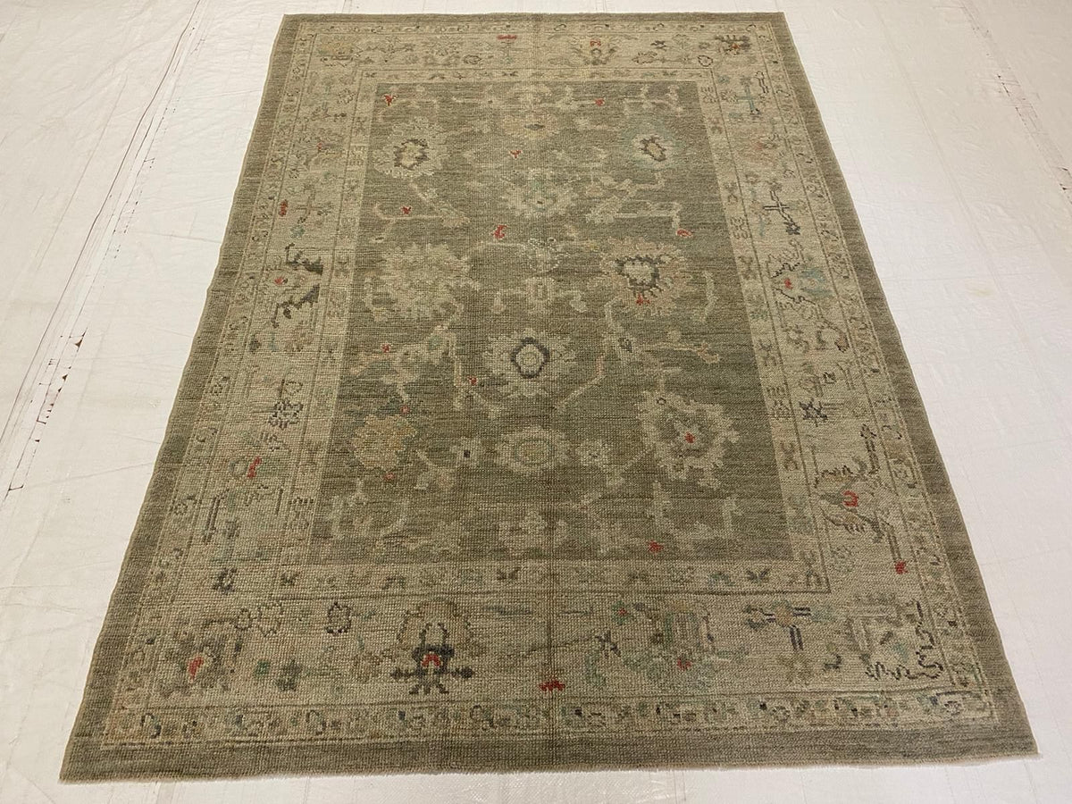 5x7 Gray and Ivory Turkish Oushak Rug