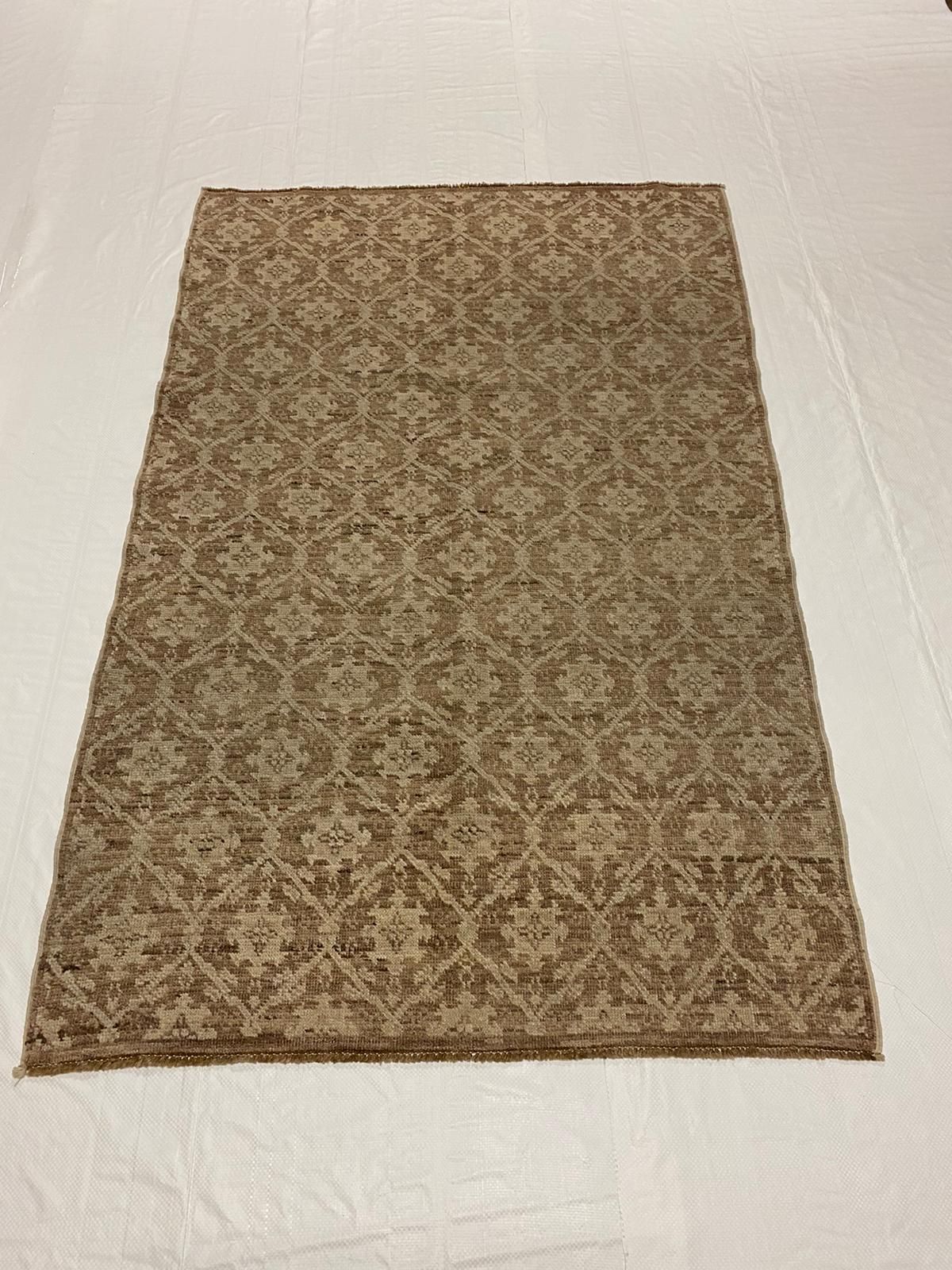 4x6 Brown and Beige Modern Contemporary Rug