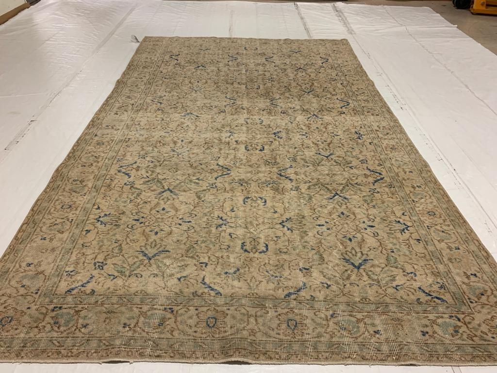 6x11 Green and Ivory Turkish Anatolian Rug