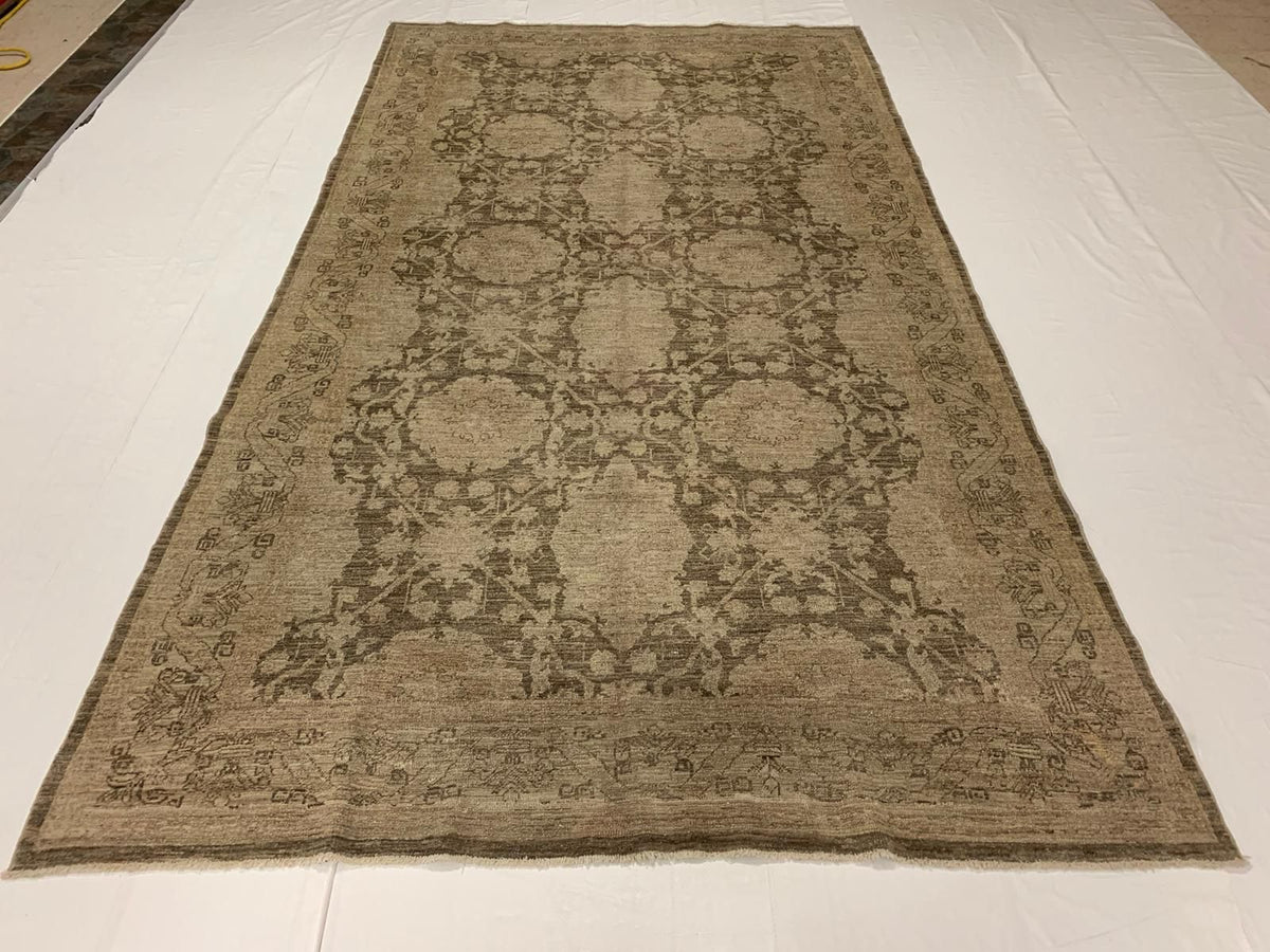 5x10 Gray and Beige Turkish Oushak Rug