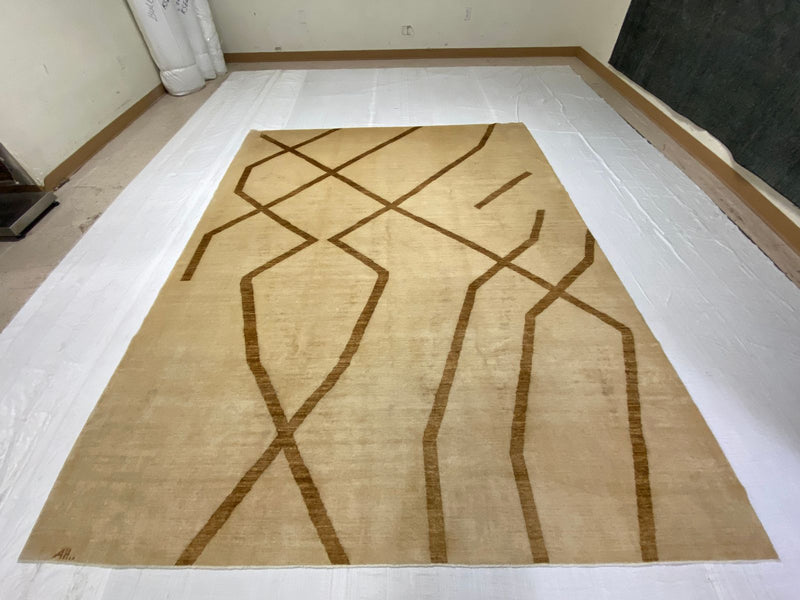 8x10 Ivory and Brown Modern Contemporary Rug