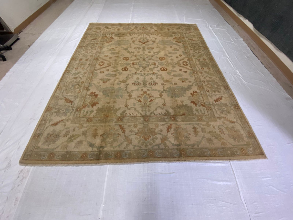8x10 Gold and Beige Turkish Oushak Rug