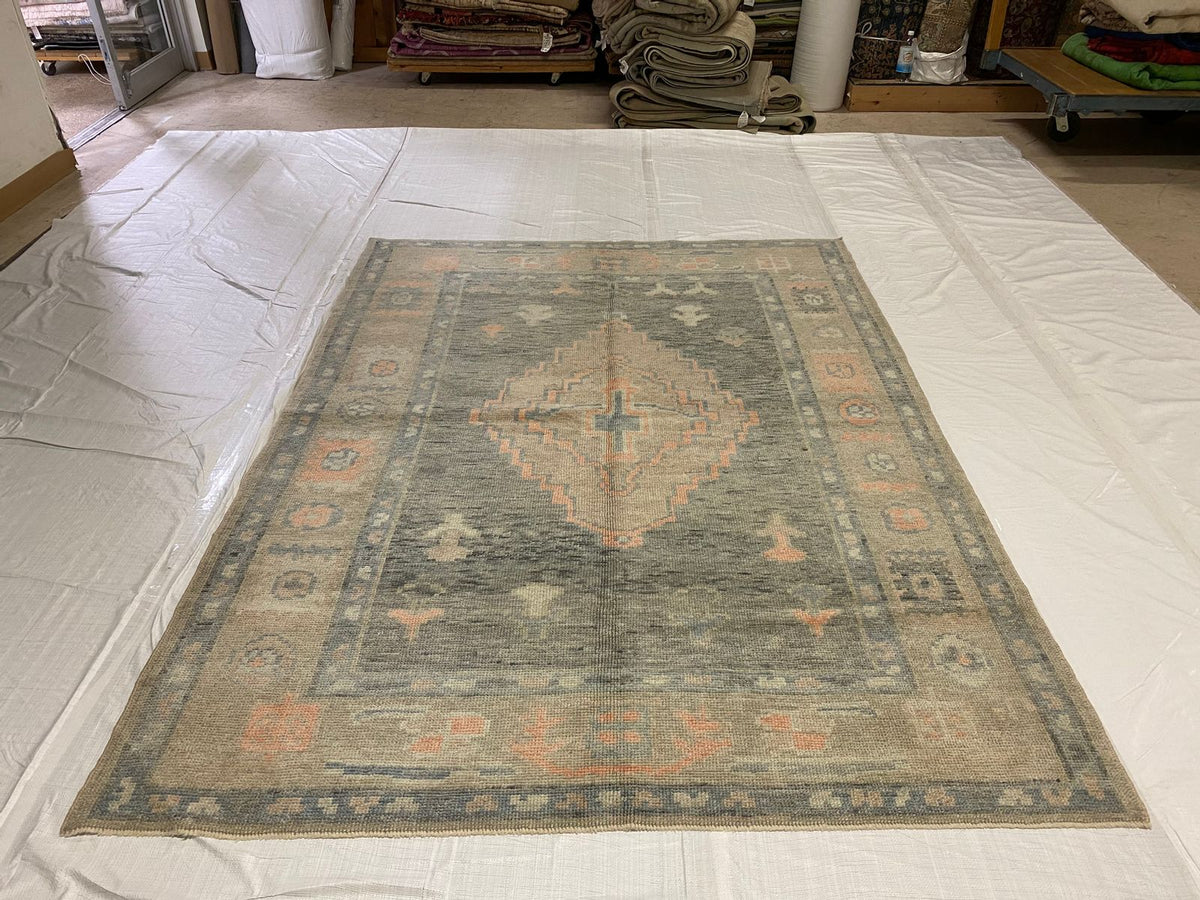 6x8 Gray and Beige Turkish Oushak Rug
