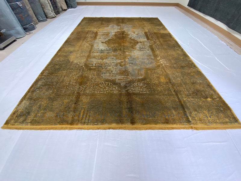 8x11 Silver and Gold Turkish Antep Rug
