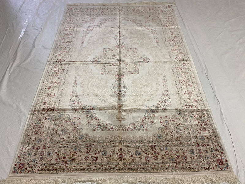 5x8 Ivory and White Turkish Antep Rug