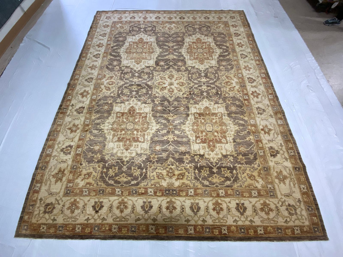 8x10 Brown and Ivory Turkish Oushak Rug