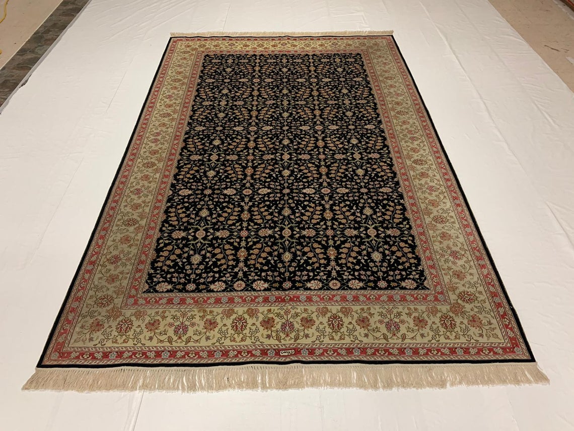 6x9 Gold and Black Turkish Silk Rug