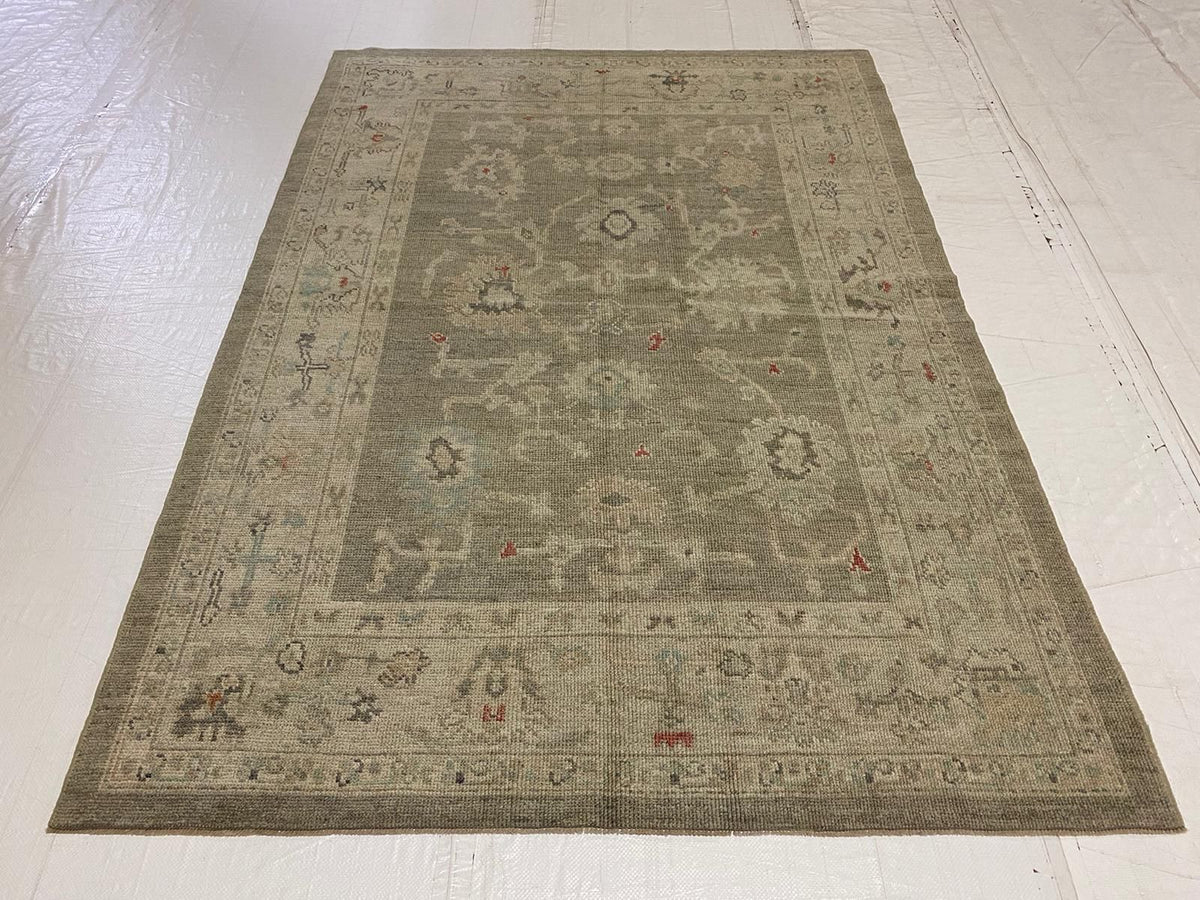 5x7 Gray and Ivory Turkish Oushak Rug