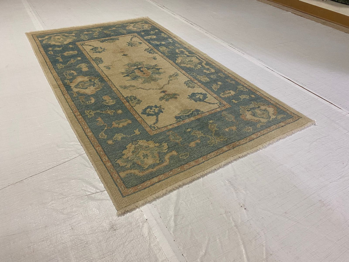 4x6 Ivory and Blue Turkish Oushak Rug