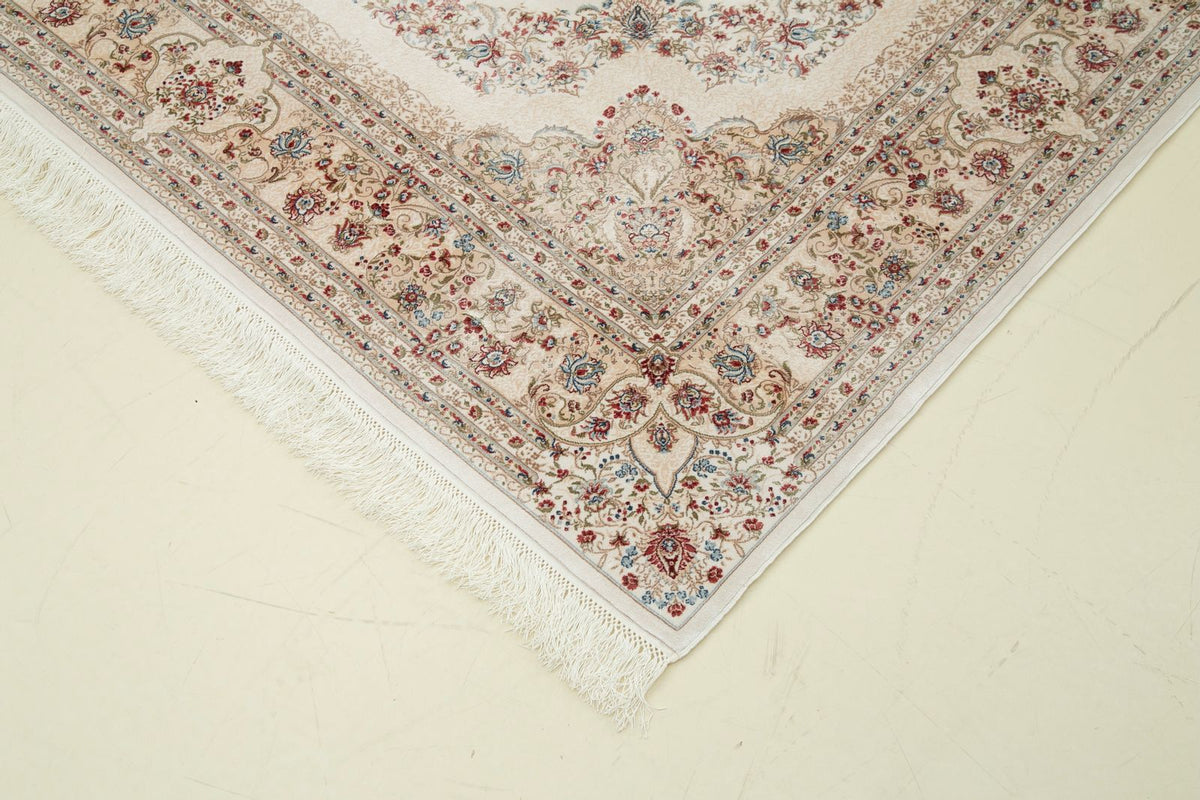 5x8 Ivory and Beige Turkish Antep Rug