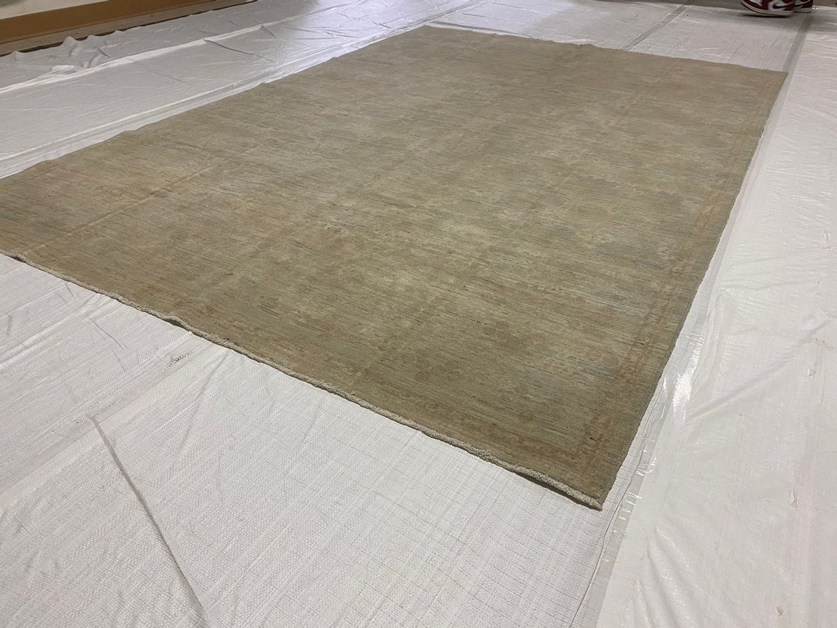 6x9 Blue and Ivory Persian Rug