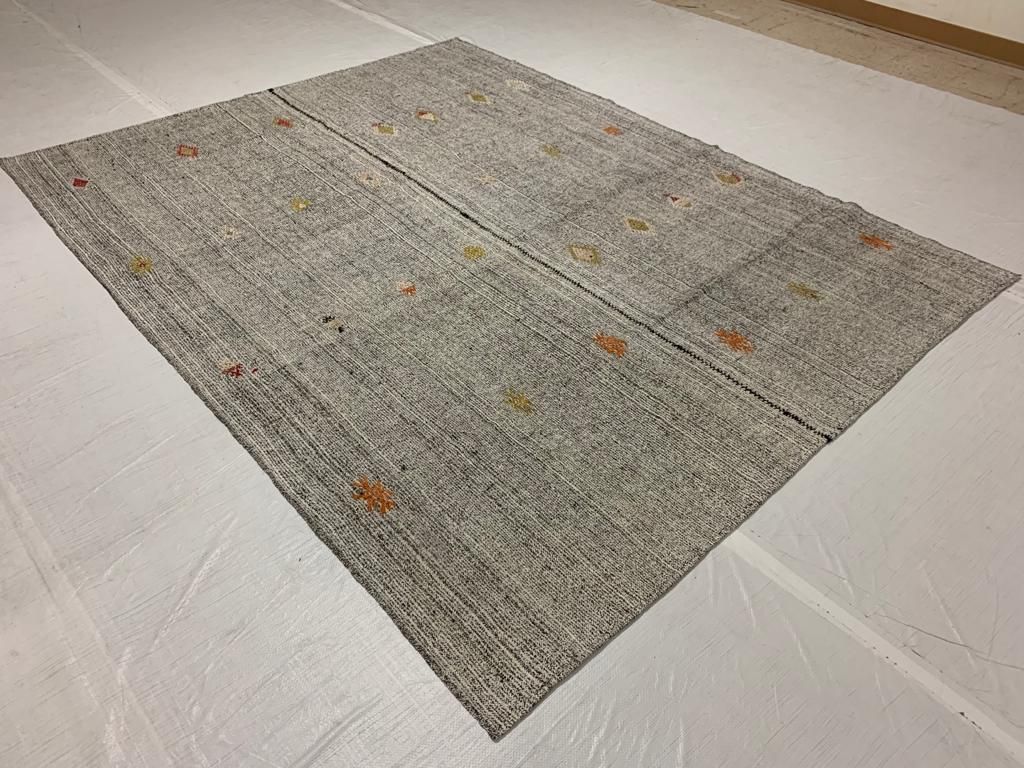 7x9 Off White and Multicolor Turkish Tribal Rug