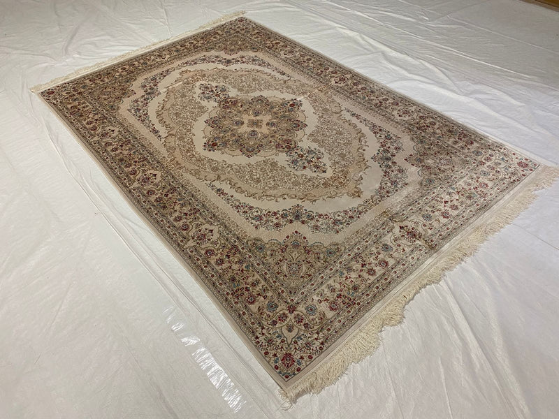 5x8 Ivory and White Turkish Antep Rug