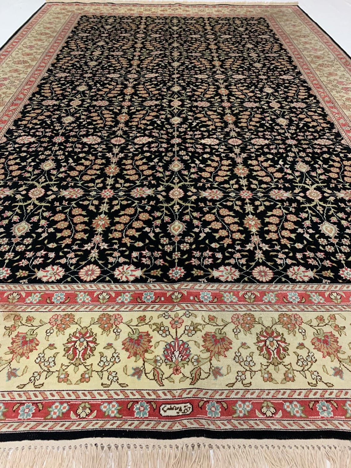 6x9 Gold and Black Turkish Silk Rug