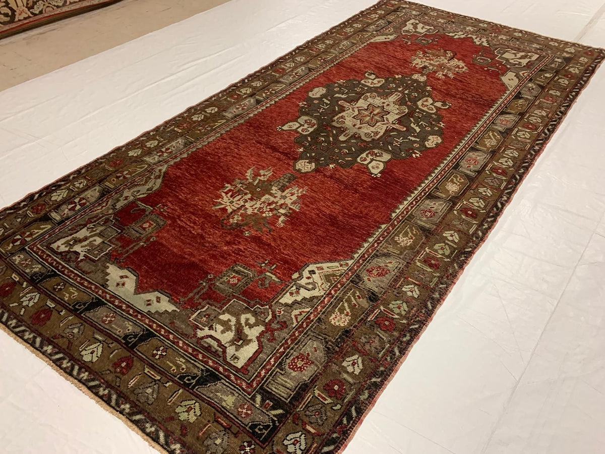 5x11 Red and Ivory Turkish Tribal Runner