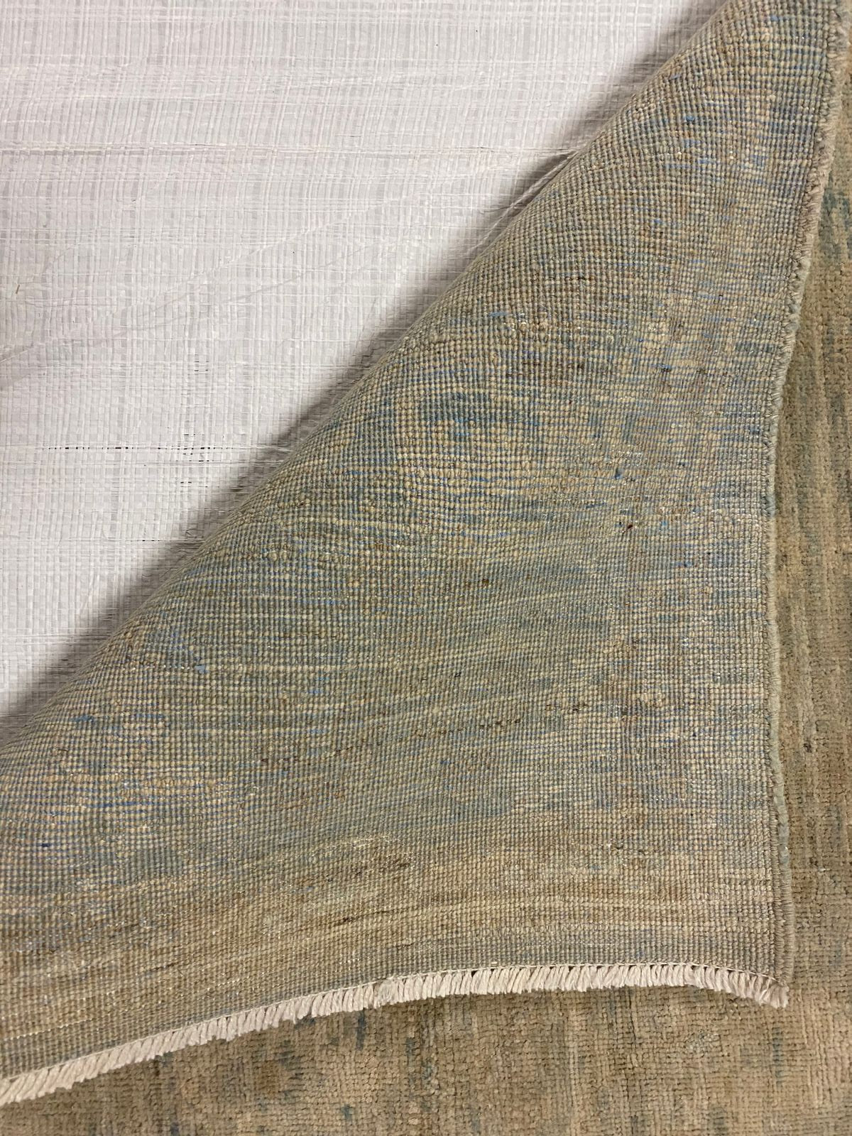 6x9 Blue and Ivory Persian Rug