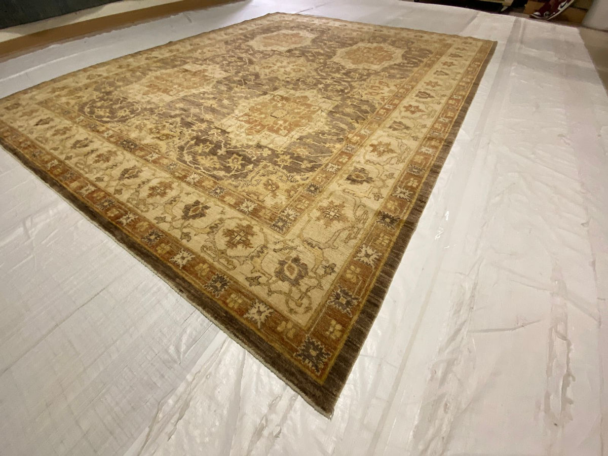 8x10 Brown and Ivory Turkish Oushak Rug