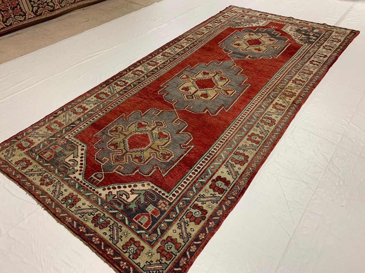 5x11 Red and Ivory Turkish Tribal Runner