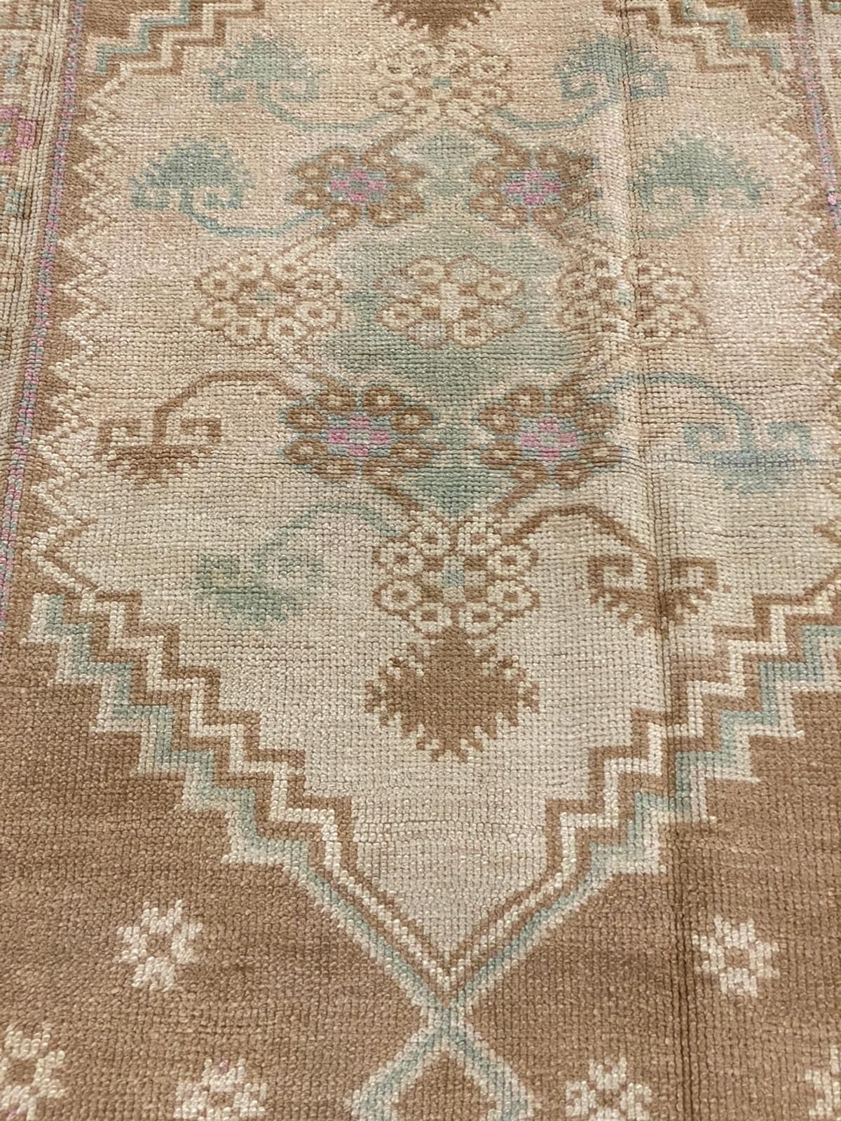 4x6 Beige and Brown Turkish Tribal Rug