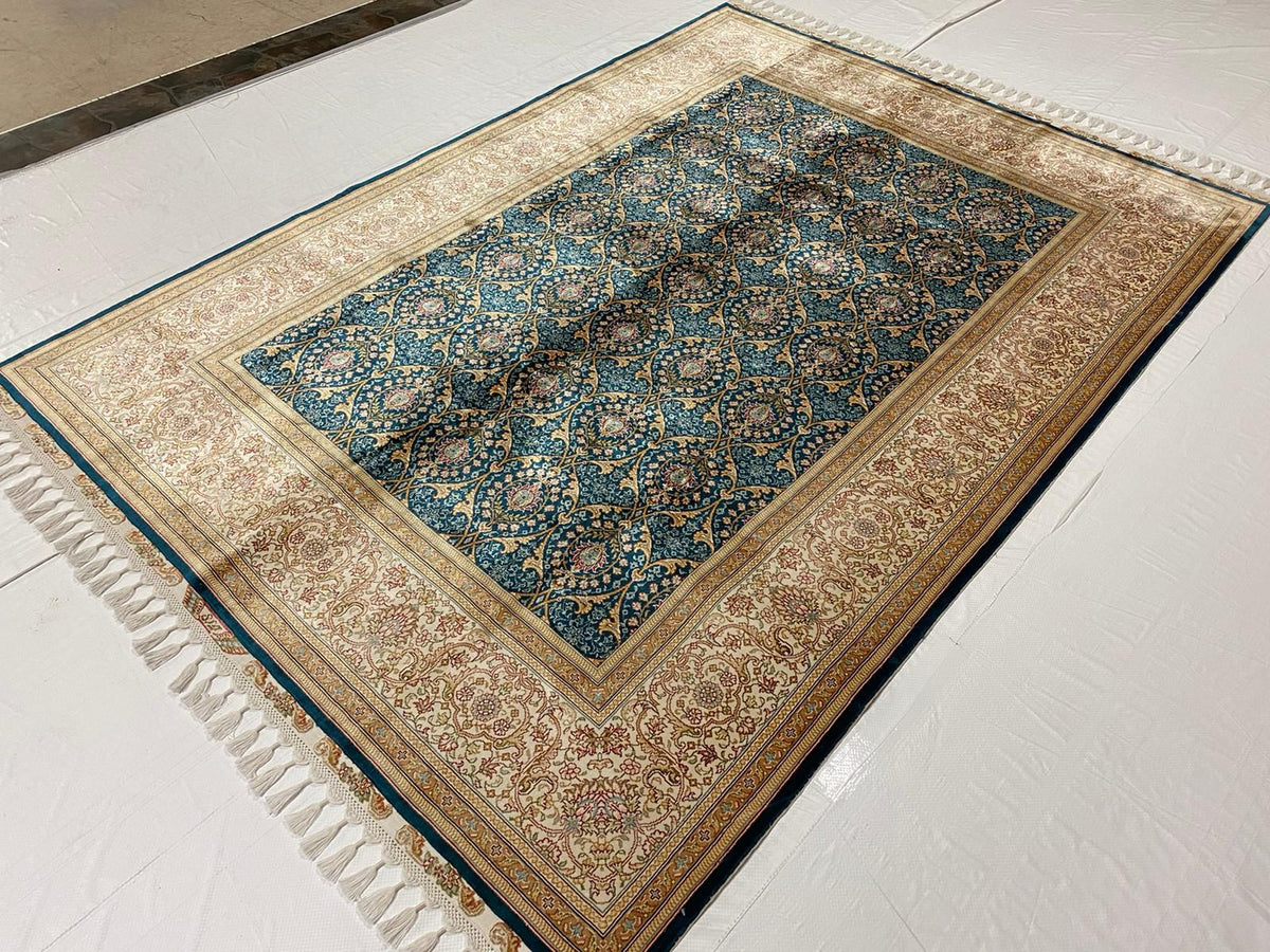 6x8 Blue and White Turkish Silk Rug