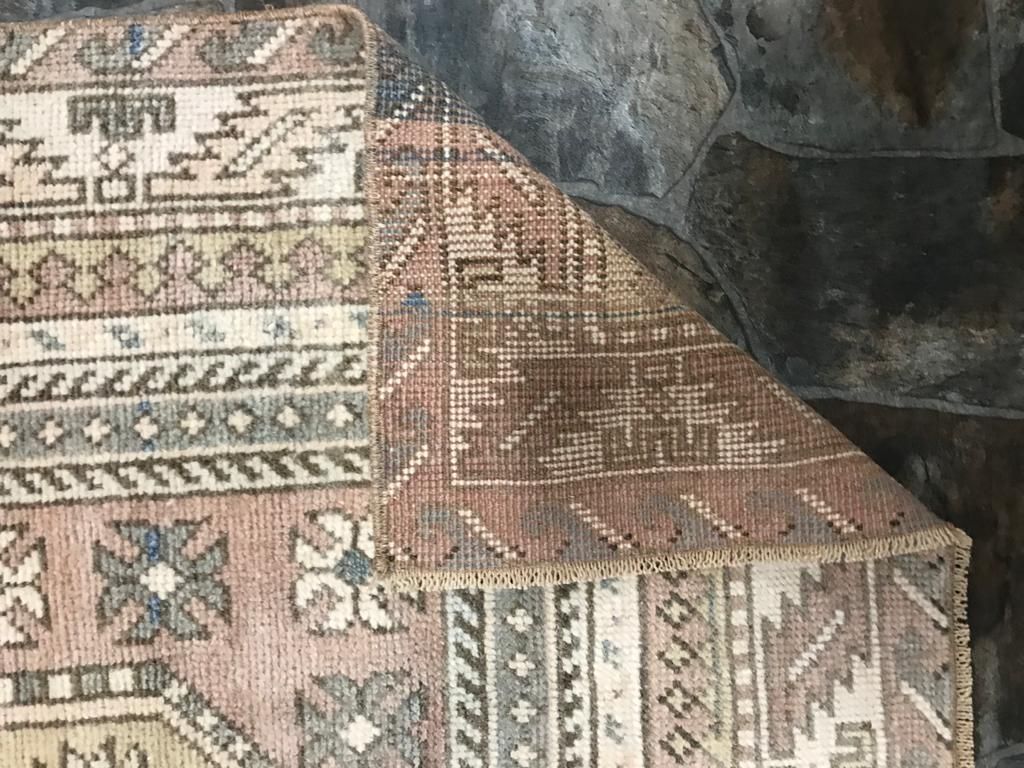 5x8 Pink and Ivory Turkish Tribal Rug