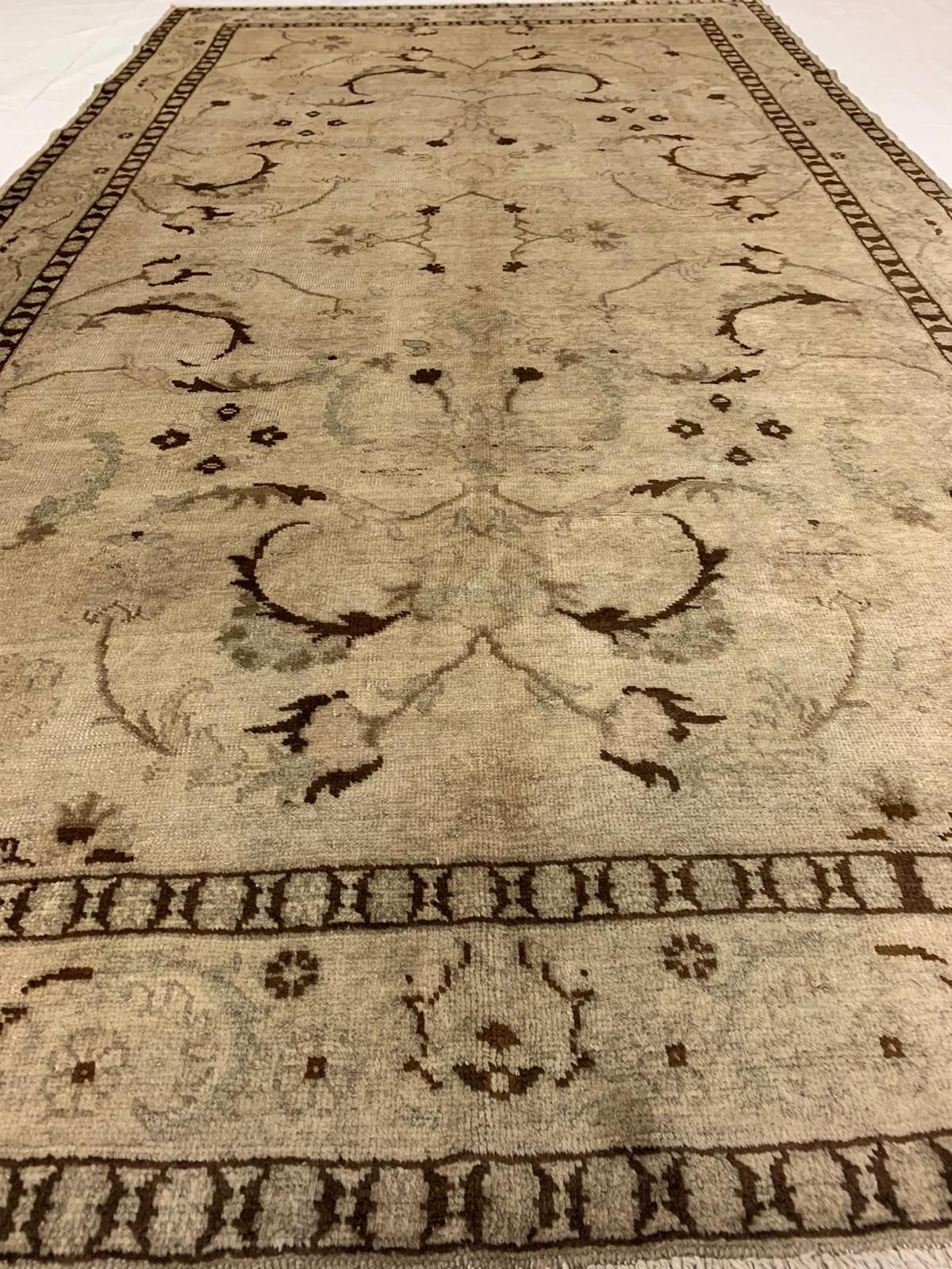 6x10 Ivory Turkish Tribal Rug