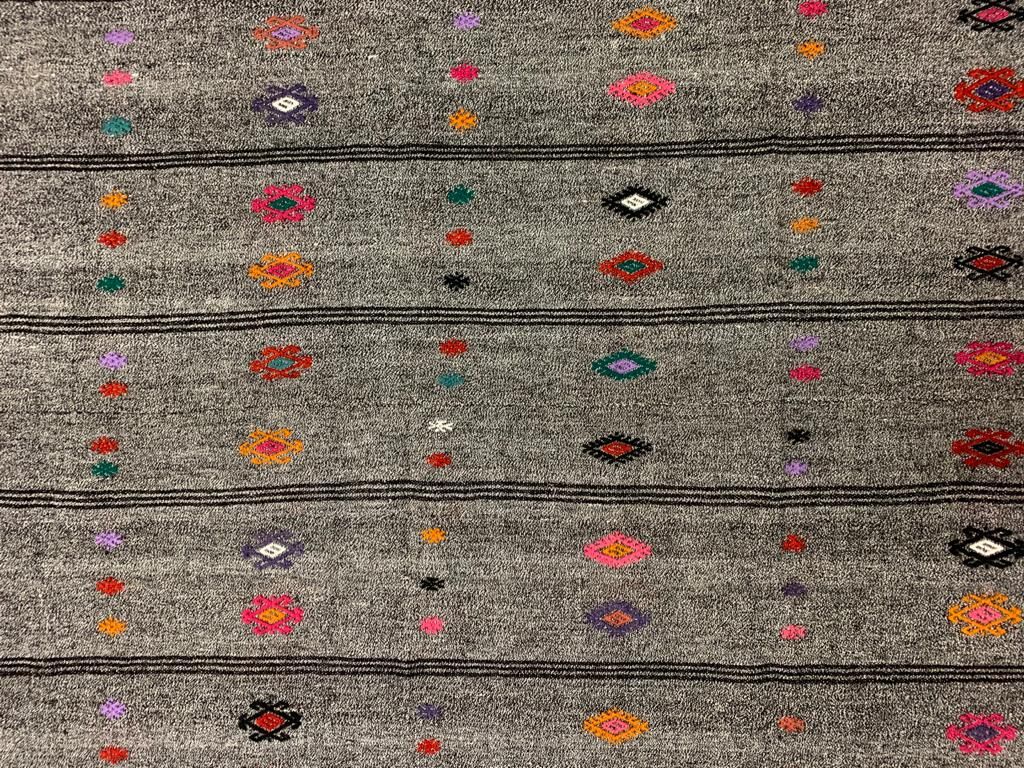 8x11 Off White and Off White Turkish Tribal Rug