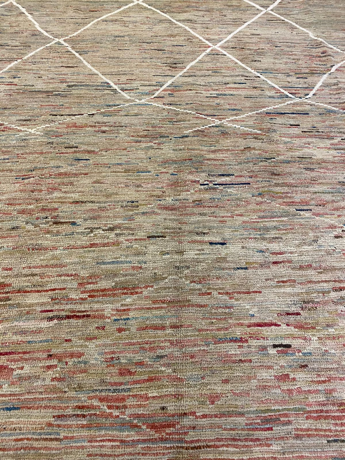 10x12 Pink and Beige Modern Contemporary Rug