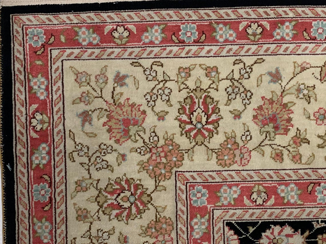 6x9 Gold and Black Turkish Silk Rug