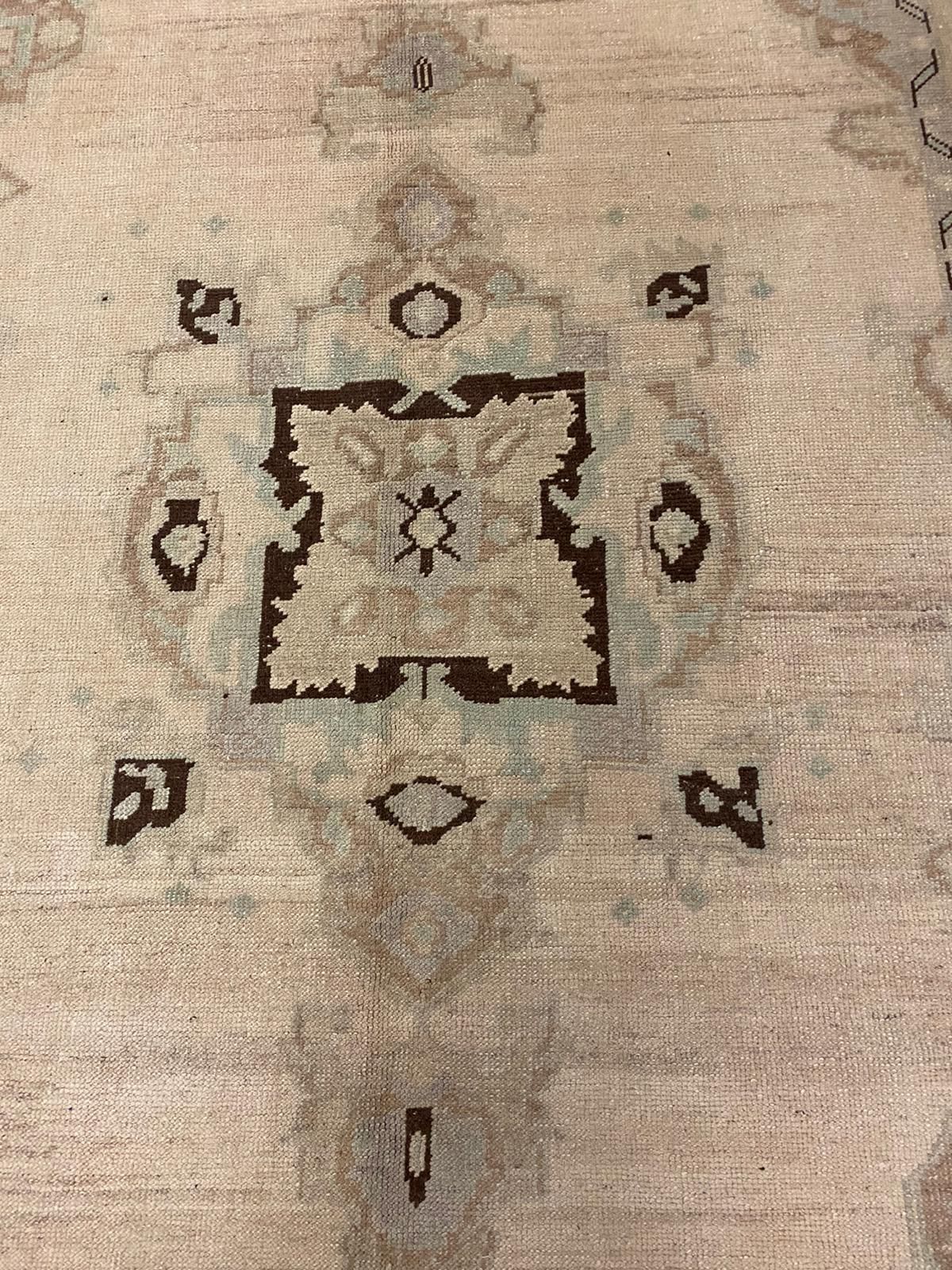 5x8 Ivory Turkish Tribal Rug