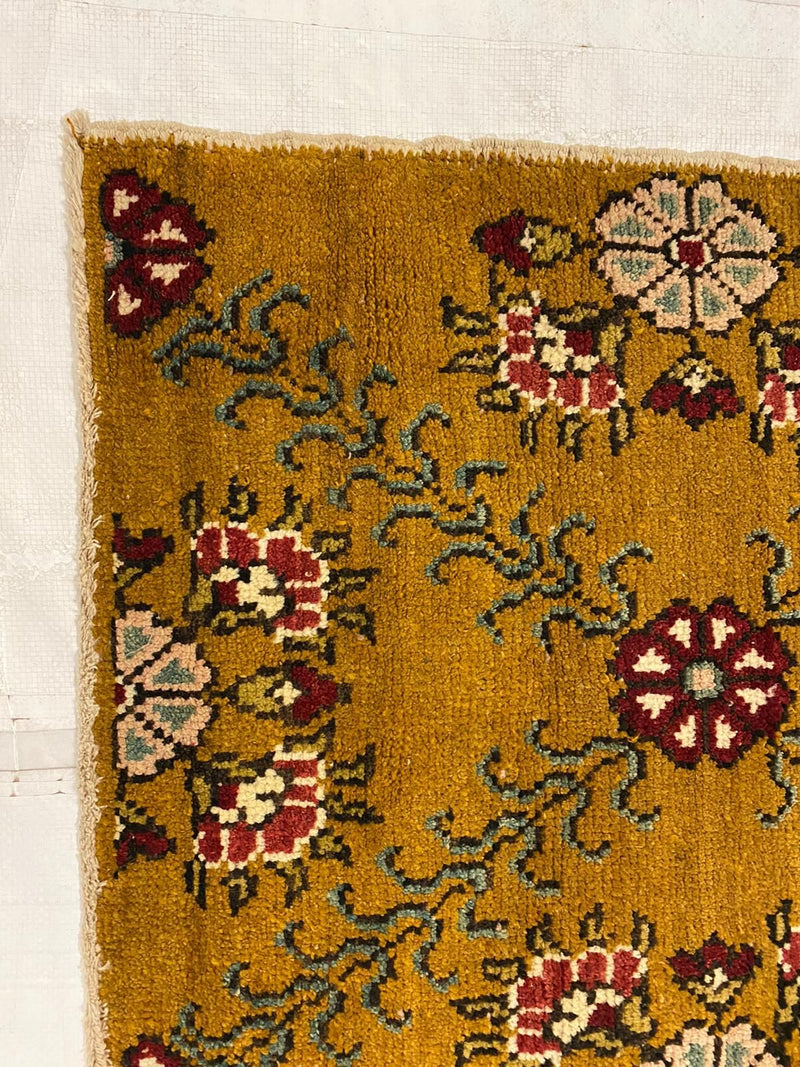 4x9 Gold and Ivory Turkish Tribal Rug