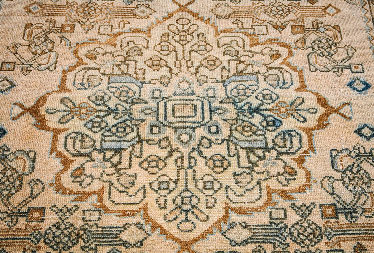 5x7 Blue and Beige Persian Rug
