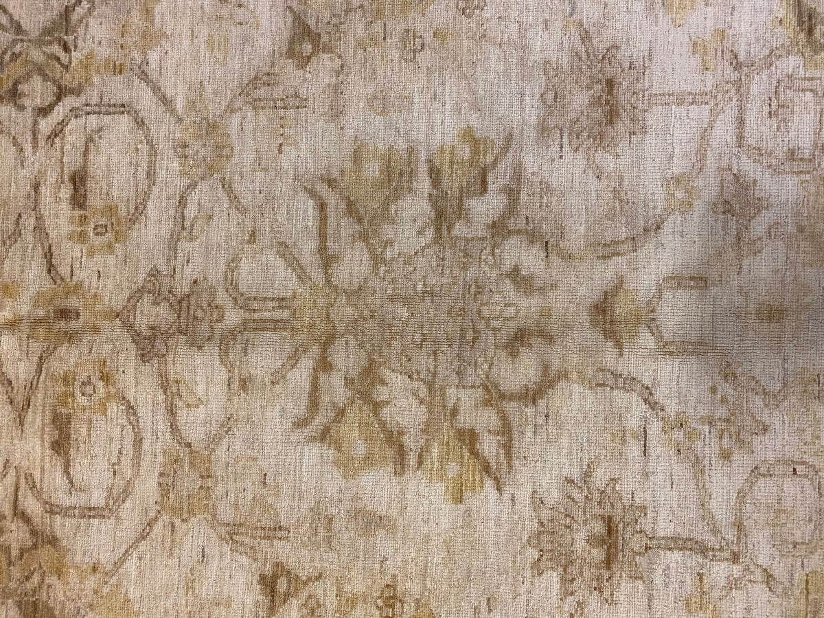 6x9 Ivory and Gold Turkish Oushak Rug