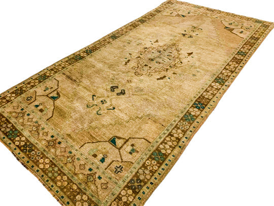 5x9 Ivory and Brown Turkish Tribal Rug